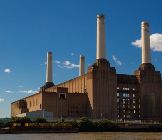 История промышленного предприятия в Лондоне — «Battersea Power Station»