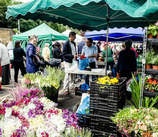 Blackheath Farmers’ Market: вместо автомобилей — яблоки и сыр